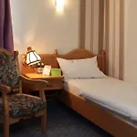 Hotel Parkhotel Altes Kaffeehaus 3*
